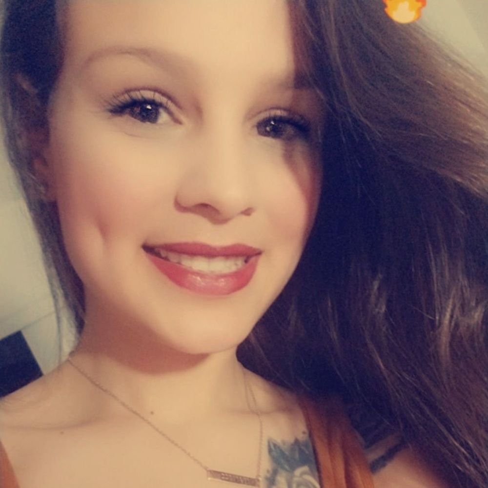 Meet your Posher, Raquel